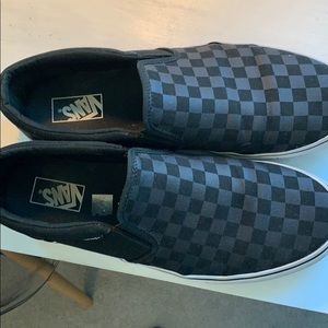 vans slip one